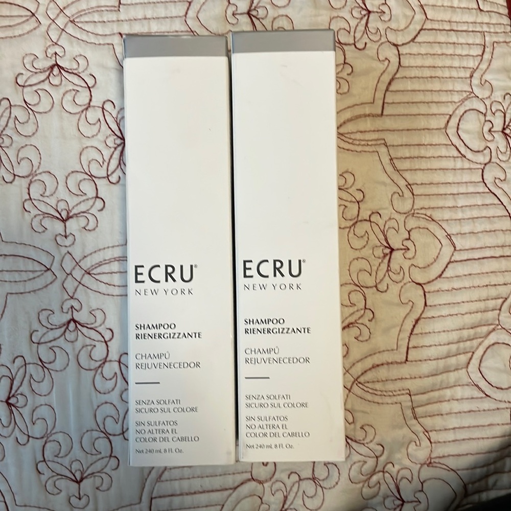 ECRU NEW YORK Shampoo